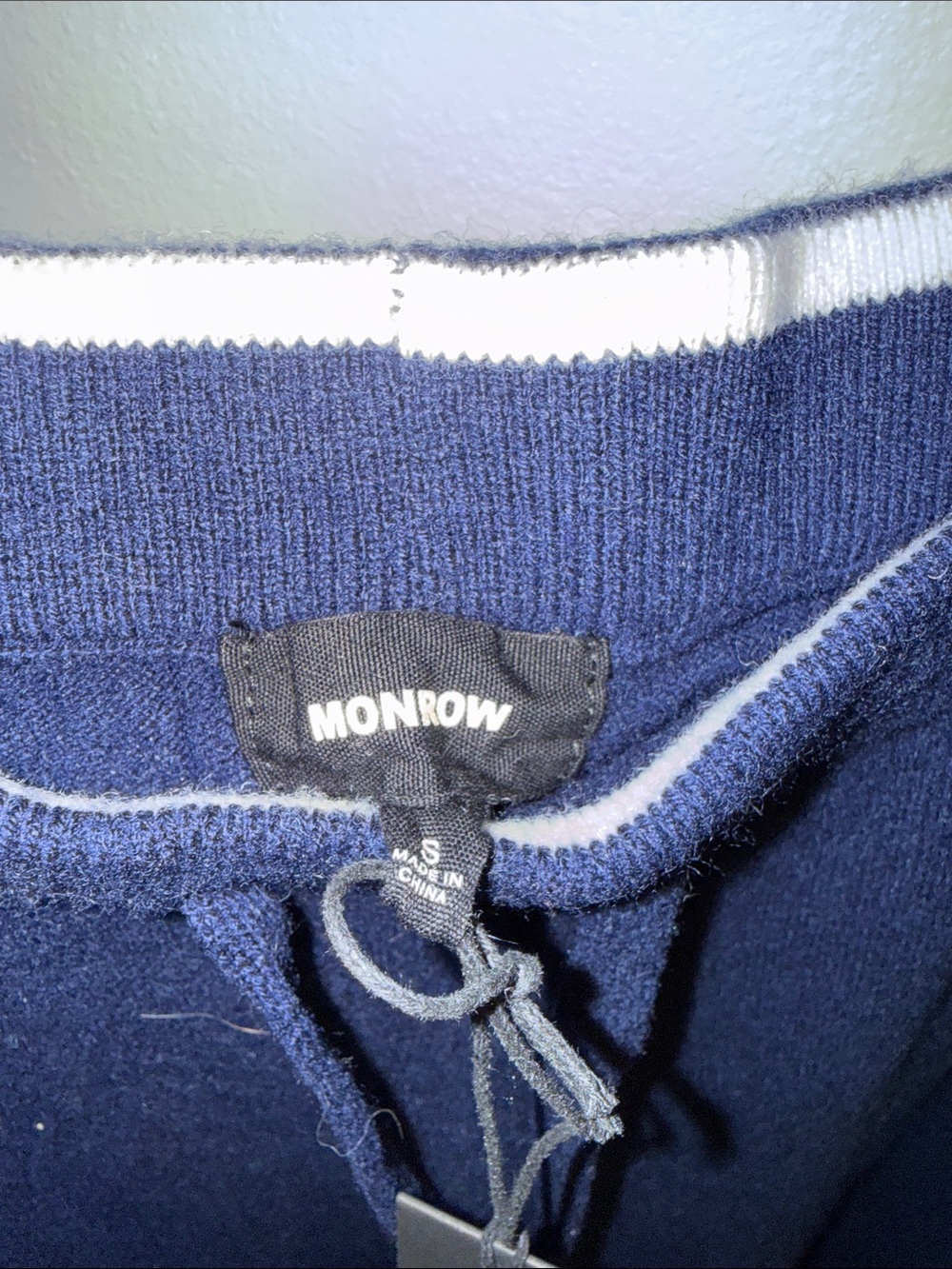 Monrow Navy Knit Drawcord Waist Pants with White Trim - Picture 2 of 6